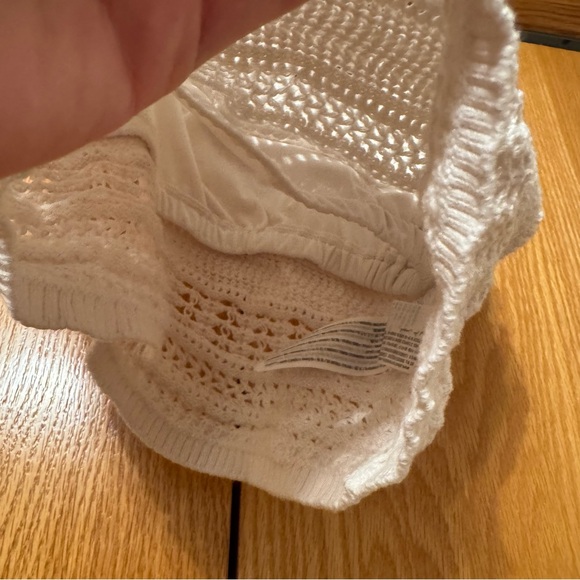 Abercrombie & Fitch crocheted women’s crop top - Picture 5 of 8